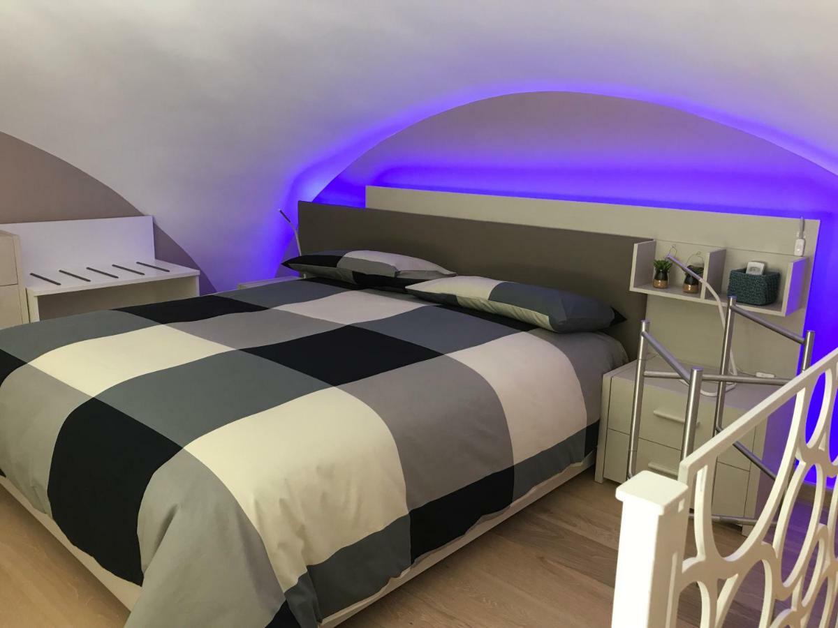 Oroverde Camere & Suite Nel Cuore Di Trani Exterior photo